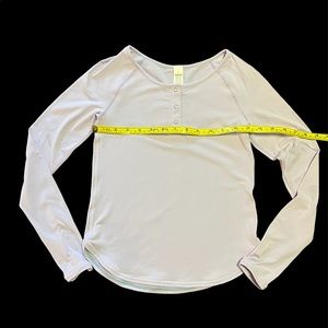 Ivivva by Lululemon Girls long sleeve lilac shirt